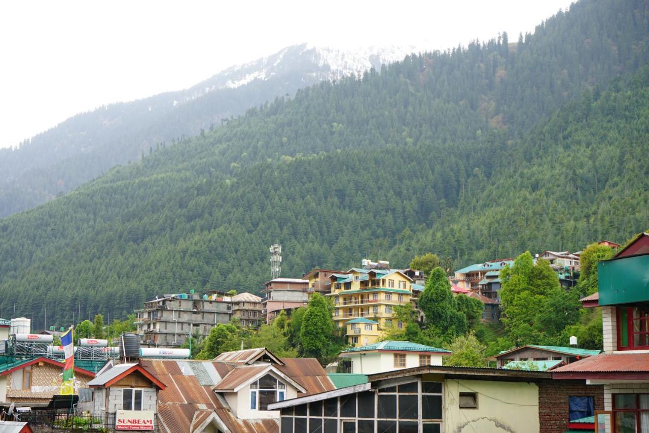 Hotel Magnolia Mallroad Manali Exterior photo